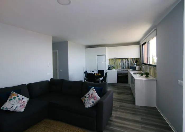 Casa Do Brasileiro *